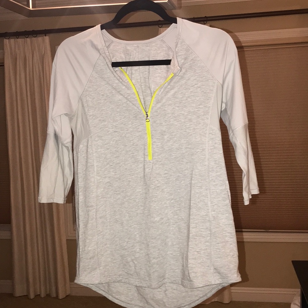Lululemon 3/4 length sleeve top